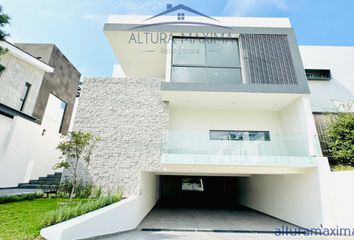 Casa en condominio en  Puerta Las Lomas Condominio, Avenida Universidad, Fracc. Puerta Las Lomas, Zapopan, Jalisco, México