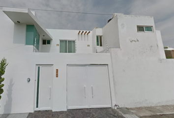 Casa en  Pl. De La Cruz 608, Las Plazas, 36620 Irapuato, Gto., México