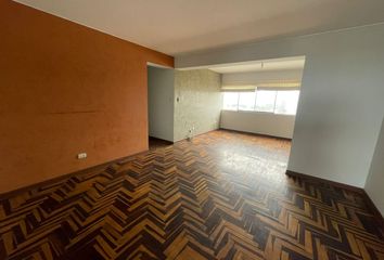 Departamento en  Calle Doña Delia 153, Urbanización Los Rosales, Santiago De Surco, Lima, 15049, Per