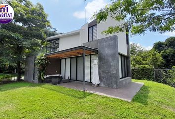 Casa en  Santa Fe, Villa De Álvarez