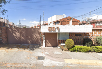 Casa en  Guillermo Marconi 507, Mz 038, Las Torres, Toluca De Lerdo, Méx., México