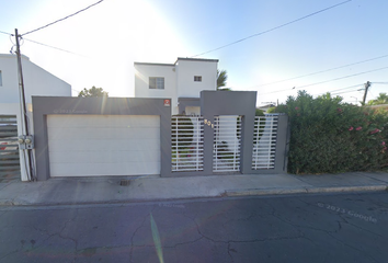 Casa en  Calle Río Mayo, Las Fuentes, Mexicali, Baja California, México