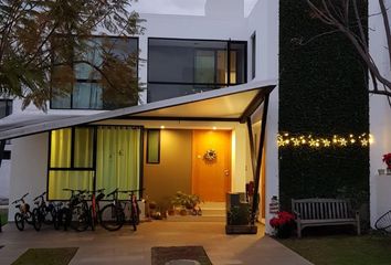 Casa en  Arbolada Bosques De Santa Anita, Bosques De Santa Anita, Bosques Santa Anita, Jalisco, México