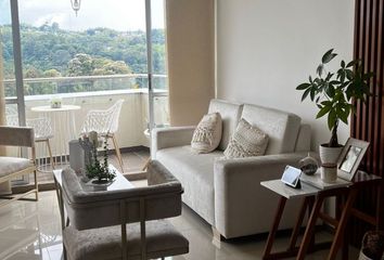 Apartamento en  Los Alamos, Pereira