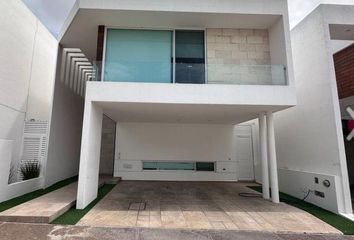 Casa en condominio en  Terranza Residence, Avenida Guadalupe Gonzalez, Los Pocitos, Residencial Terranza, Aguascalientes, México