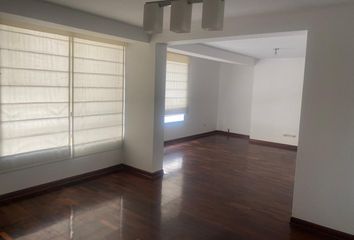 Departamento en  Av. Del Pinar 480, San Borja, Perú