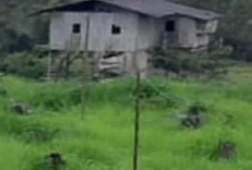 Terreno Comercial en  Puerto Quito, Ecuador