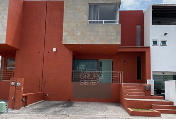 Casa en  Residencial El Refugio, Fray Junípero Serra, El Refugio, Santiago De Querétaro, Querétaro, México