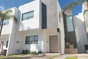 Casa en  Boulevard De Las Cascadas, Lomas De Angelópolis, Puebla, México