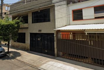 Casa en  Obrero Popular, Azcapotzalco