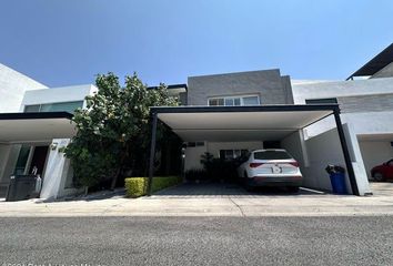 Casa en  Lomas De Juriquilla, Misión De San Francisco, Fracc. Lomas De Juriquilla, Santa Rosa Jáuregui, Querétaro, México