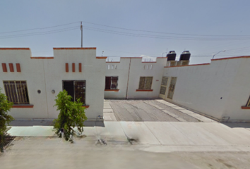 Casa en  Sta Bárbara 372, Sta Sofía, 27293 Torreón, Coah., México