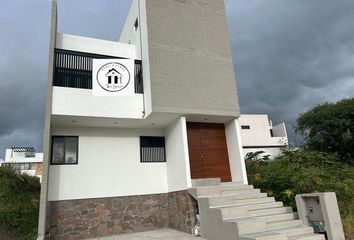 Casa en condominio en  Cumbres Del Cimatario, Huimilpan