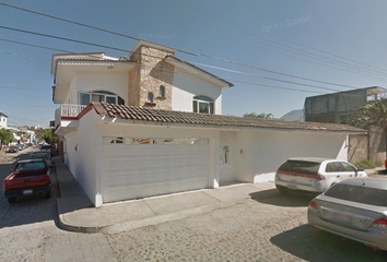 Casa en  Lázaro Cárdenas, Centro Pitillal, Puerto Vallarta, Jalisco, México