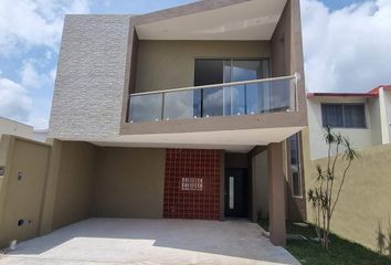 Casa en fraccionamiento en  Los Cedros, Córdoba, Córdoba, Veracruz