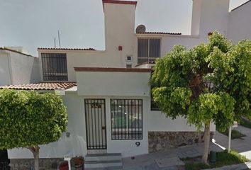 Casa en fraccionamiento en  Barroco 9, Mision Mariana Ii, Candiles, Querétaro, México