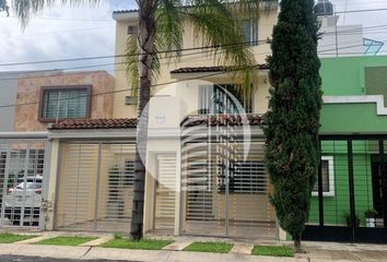 Casa en  Residencial El Tapatio, El Tapatío, San Pedro Tlaquepaque, Jalisco, México