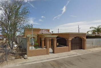 Casa en  Av. Vicente Suárez Sur, Roma, 21250 Mexicali, B.c., México