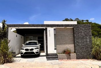 Casa en fraccionamiento en  Lomas Verdes, Tuxtla Gutiérrez