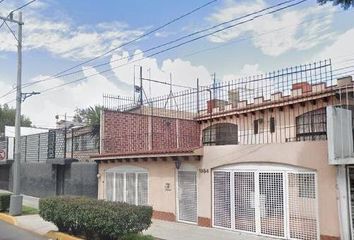 Casa en  Canal De Miramontes 1984, Educación, 04400 Ciudad De México, Cdmx, México