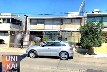 Casa en  Juan Escutia, Chapultepec Nte., Morelia, Michoacán, México