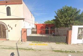 Casa en  Calle Del Pirul 440, Mezquital, Monclova, Coahuila De Zaragoza, México