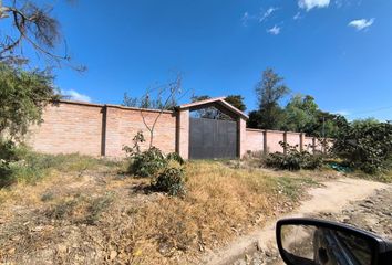 Terreno Comercial en  Entrada Barrio San Vicente, Carretera Panamericana, Yaruquí, Ecuador