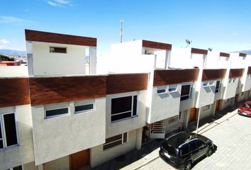 Casa en  Marianitas, Calderón, Quito