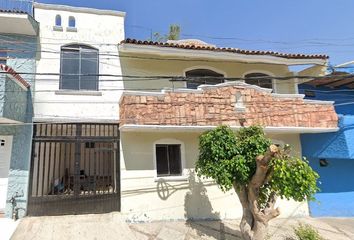 Casa en  Sebastián Conejo 31, Lomas Del Paraíso Ìii, Guadalajara, Jalisco, México