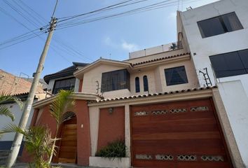 Casa en  Calle Cadiz, Lima, Perú