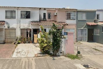 Casa en  Calle Las Gaviotas 283, Fraccionamiento Geovillas Los Pinos, Geovillas Los Pinos, Fraccionamiento Geovillas Los Pinos, Veracruz, México