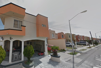 Casa en fraccionamiento en  Santa Alicia, Parajes De Santa Elena, Saltillo, Coahuila De Zaragoza, México