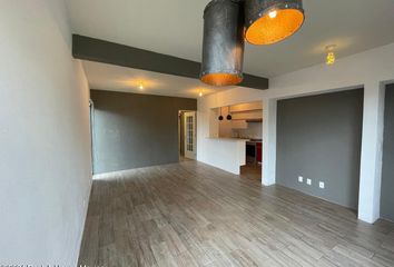 Departamento en  Residencial Lago Esmeralda, Atizapán De Zaragoza