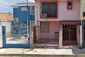 Casa en  Primero De Mayo 212, Fidel Velázquez Sánchez, 87049 Ciudad Victoria, Tamps., México