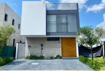 Casa en  Bosques Vallarta, Zapopan, Jalisco, México