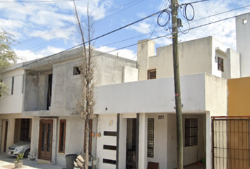 Casa en  Santa Cecilia, Lopez Velarde, Santa Cecilia, Ciudad Apodaca, Nuevo León, México