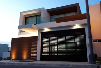 Casa en fraccionamiento en  Lomas Del Sol, Veracruz, México