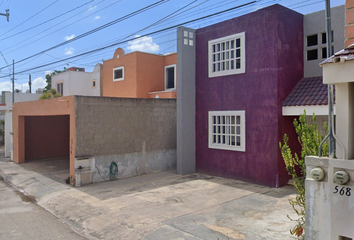 Casa en  Calle 94, Residencial Pensiones, Mérida, Yucatán, México