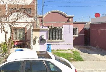 Casa en  Sierra Santa Fe, Colinas Del Sur, Nuevo Laredo, Tamaulipas, México