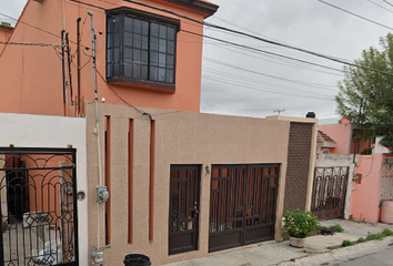 Casa en  Claveles, Los Girasoles 1er Sector, Ciudad General Escobedo, Nuevo León, México