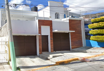 Casa en  Calle Monte Sinai, Lomas De Vista Hermosa, Pachuca De Soto, Estado De Hidalgo, México