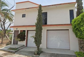 Casa en  Calzada Golondrinas, Los Pájaros, Tuxtla Gutiérrez, Chiapas, México