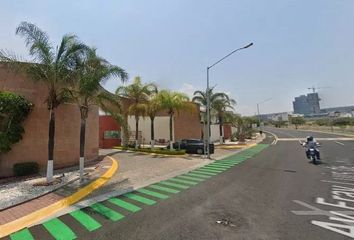 Casa en fraccionamiento en  Avenida Fray Luis De León, Centro Sur, Santiago De Querétaro, Querétaro, México