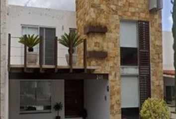 Casa en  Lago Yalahan 240, Cumbres Del Lago, 76230 Juriquilla, Qro., México