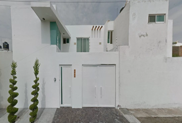 Casa en  Pl. De La Cruz 608, Las Plazas, 36620 Irapuato, Gto., México