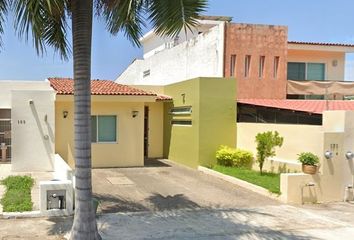 Casa en  Río Rhin, Fovissste 100, Fluvial Vallarta, Puerto Vallarta, Jalisco, México