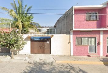 Casa en  Calle Uno 37, Los Tarianes, Jiutepec, Morelos, México