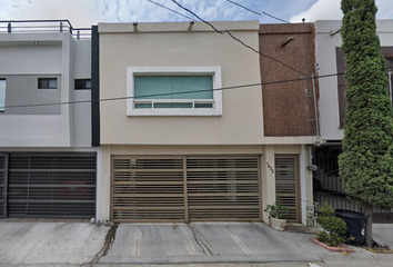 Casa en  Márquez 1632, Jardines De Nueva Linda Vista 2o Sector, Guadalupe, Nuevo León, México