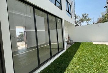 Casa en  Lomas Del Mirador, Cuernavaca, Morelos, México