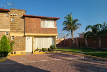 Casa en  Villas Fontana Ii, Villas Fontana Ii, Avenida De Monte Sacro, Santiago De Querétaro, Querétaro, México